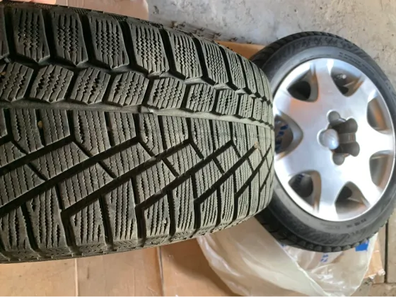 Зимние шины 215 55 R17 на дисках R17 5*114.3 Донецк