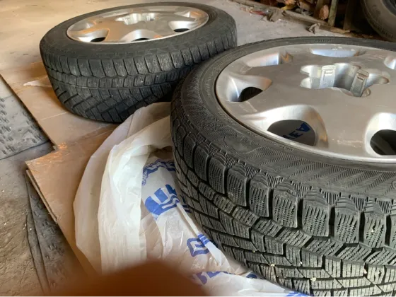 Зимние шины 215 55 R17 на дисках R17 5*114.3 Донецк