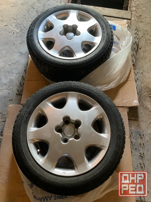 Зимние шины 215 55 R17 на дисках 5*114.3 Донецк - изображение 1