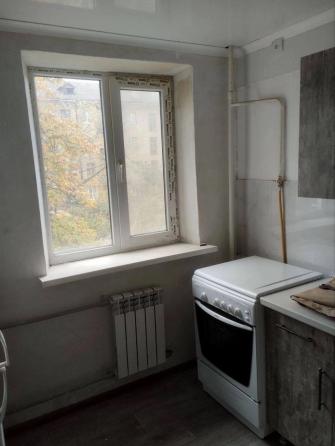 Продам 2-комнатную квартиру в центре г. Зугрэс, ул. Маяковского Зугрэс