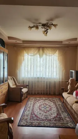 Уютный газифицированный дом с гаражом и летней кухней Енакиево