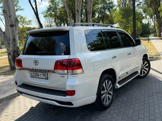 TOYOTA LAND CRUISER 200 Донецк