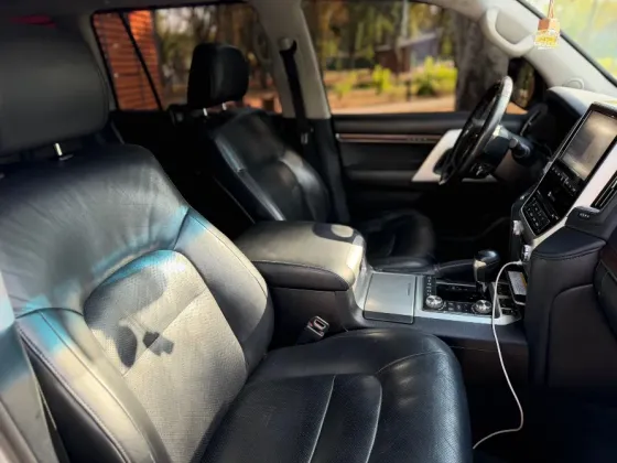 TOYOTA LAND CRUISER 200 Донецк