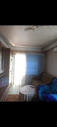 Сдам однокомнатную квартиру от собственника без услуг агентства, но с залогом. Ориентир площадь Своб Донецк