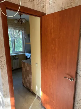 Продам 1 к кв на б.Шевченко калининский рынок Донецк