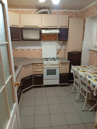 Сдам 1к кв галерейку на Разенкова. Ильича. Мед. Институт по прямой. Калининский.Вода по графику.ан Донецк