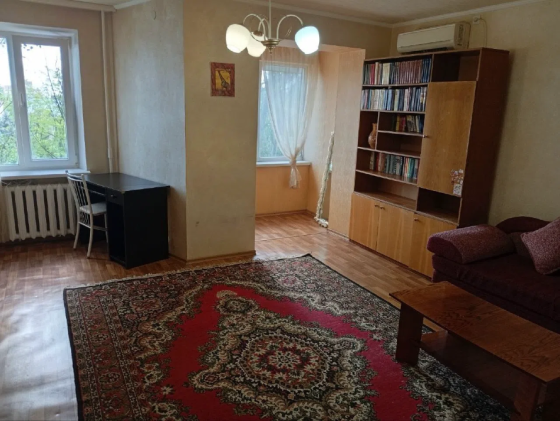 Сдам 1к кв галерейку на Разенкова. Ильича. Мед. Институт по прямой. Калининский.Вода по графику.ан Донецк
