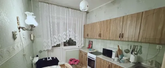 Куйбышевский район сдаю уютную двушку. Донецк