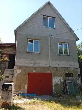 Продается земельный участок с домом. Мариуполь