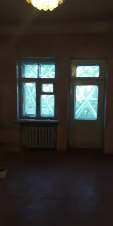 Продам 2 ком."сталинку".Центр.Крытый рынок. Донецк