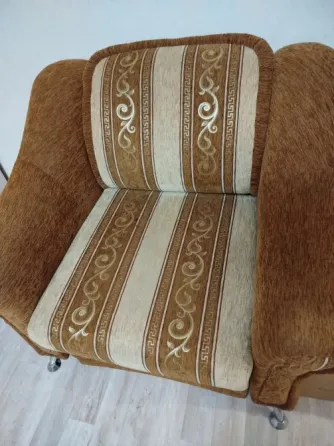 Продам диван и 2 кресла Донецк