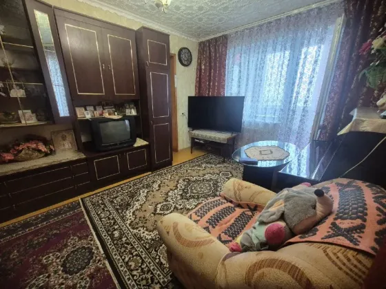 Продаётся 3 ком. квартира с видом на море ул. Азовстальская, д. 166 Мариуполь