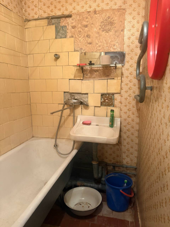 Продам 2 ком квартиру Киевский исполком Донецк