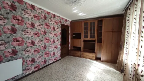 Продам 2-х комнатную квартиру в Ясиноватой Ясиноватая