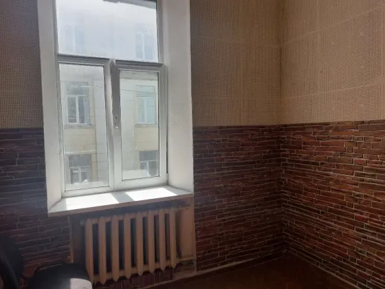 Аренда офиса. 11,3 м2. Артема 27. Цум. Донецк
