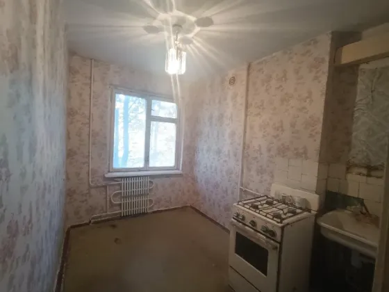 продам 3-комнатную квартиру на Звёздном, Ленинский р-н Донецка Донецк