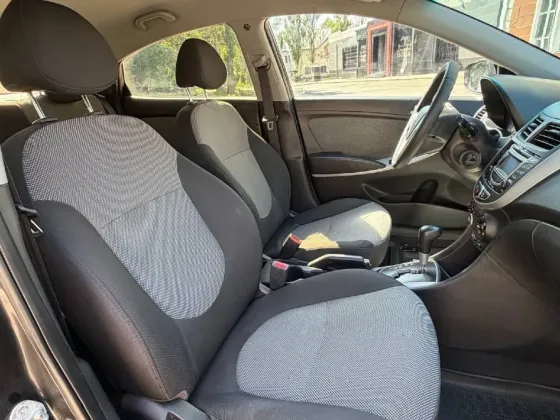 HYUNDAI SOLARIS Донецк