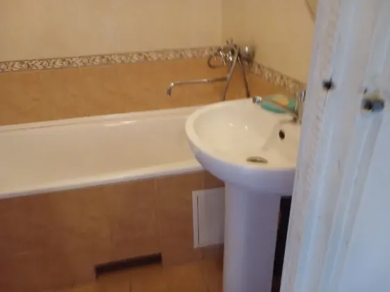 Продам 3- х комнатную квартиру, админпоселок, 1- я площадка Донецк