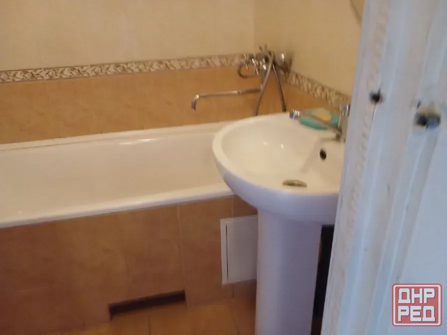 Продам 3- х комнатную квартиру, админпоселок, 1- я площадка Донецк - изображение 2