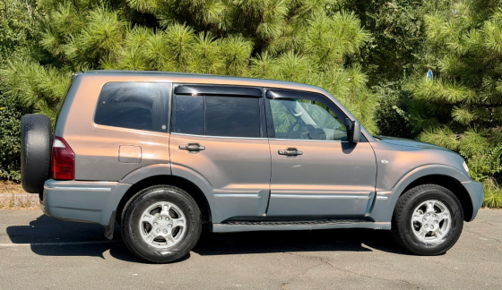 Mitsubishi Pajero Полный привод 3,5л. Автомат Бензин Донецк