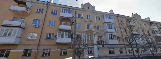 Продам 2 к.кв 68 кв м Челюскинцев Донецк
