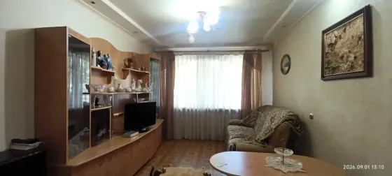 Сдам 3-х комнатную в Ленинском районе, улица Рослого. Ремонт. Всё необходимое есть. Донецк