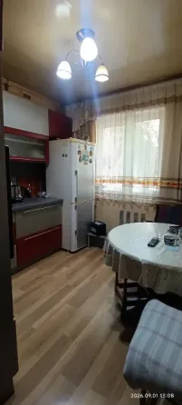 Сдам 3-х комнатную в Ленинском районе, улица Рослого. Ремонт. Всё необходимое есть. Донецк
