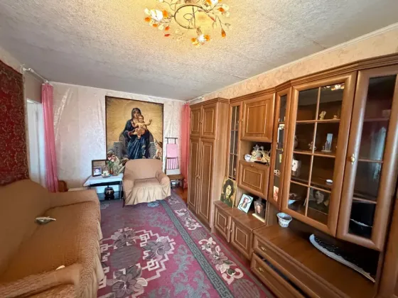 Продам 2-х комн. кв., 4/5 эт., 47 м.кв. - Макеевка, квартал Химик, Ровд Макеевка