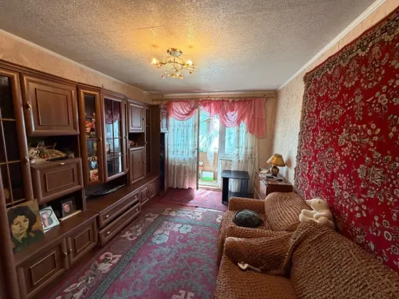Продам 2-х комн. кв., 4/5 эт., 47 м.кв. - Макеевка, квартал Химик, Ровд Макеевка