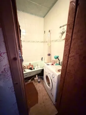 Продается светлая 2-комнатная квартира в кирпичном доме. Донецк