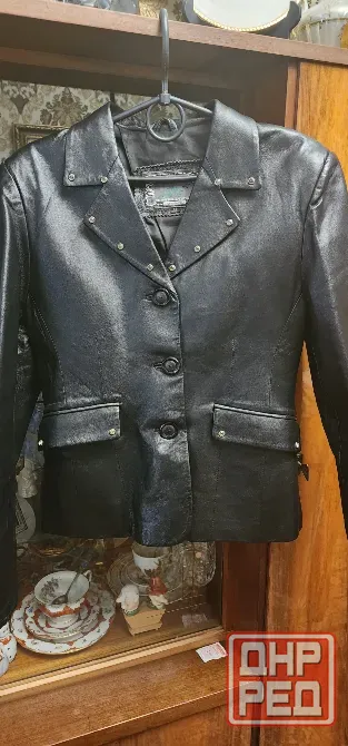 Женский кожаный жакет Макеевка - изображение 1