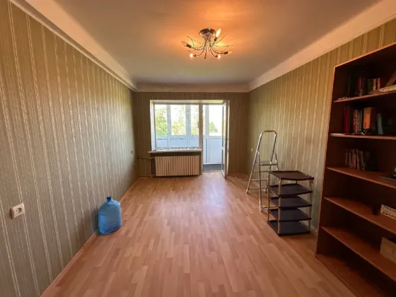 Продажа 2-комнатной квартиры в Калининском районе. Бульвар Шевченко 42. Молоко, Торговый университет Донецк