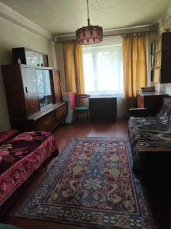 3-х квартира,Калининский район,улица Герцена 53,парк Строитель. Донецк
