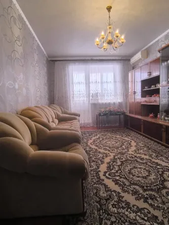 Продается крупногабаритная 2х ком квартира.Восточный Макеевка