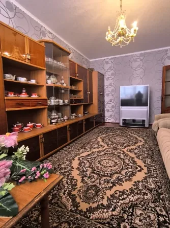 Продается крупногабаритная 2х ком квартира.Восточный Макеевка