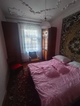 Продается большой кирпичный дом в г. Торез по пер. Глеба Успенского Торез