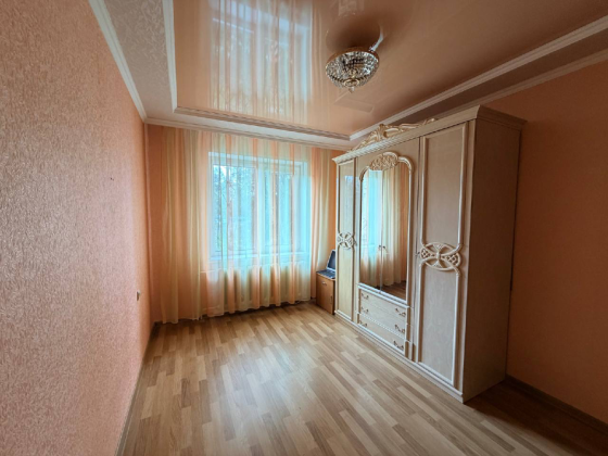 3-квартира,с евроремонтом,Ленинский район,ул.Малахова 3.Донецк Донецк