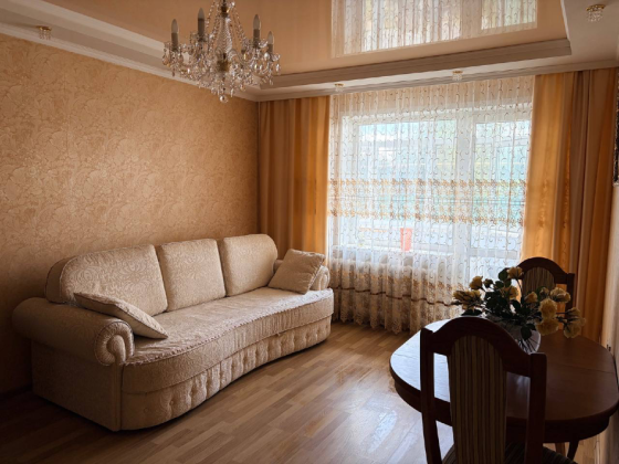 3-квартира,с евроремонтом,Ленинский район,ул.Малахова 3.Донецк Донецк