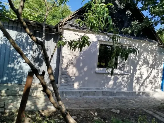 Продам дом с земельным участком Донецк