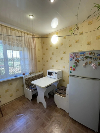 Продам 3-х комнатную квартиру г. Харцызск, низ Черемушек, ул. 40 лет освобождения Украины Харцызск
