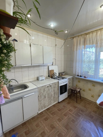 Продам 3-х комнатную квартиру г. Харцызск, низ Черемушек, ул. 40 лет освобождения Украины Харцызск