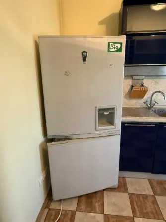 Продам холодильник (Samsung) Донецк