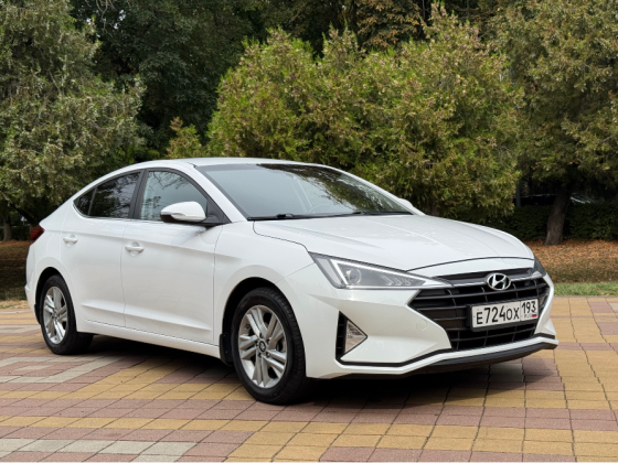 Hyundai Elantra 2019 2.0 автомат Донецк
