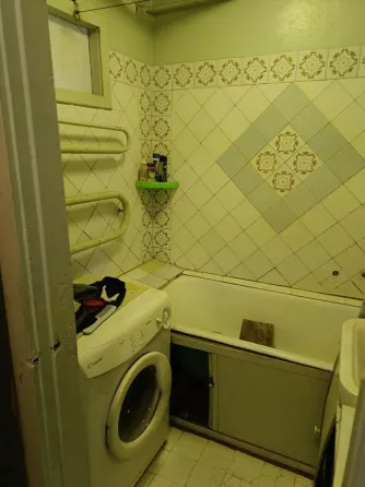 3к., ул.Архитекторов, школа 107. Донецк