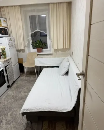 Сдаю однокомнатную квартиру в Ленинском районе Донецка. Донецк