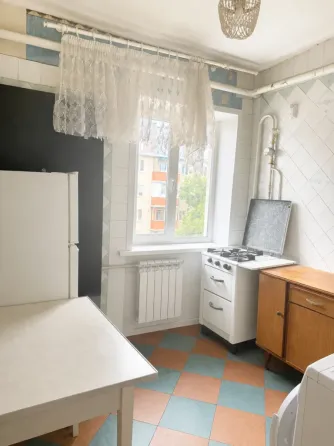Продается 2-комнатная квартира в Приморском районе Мариуполь