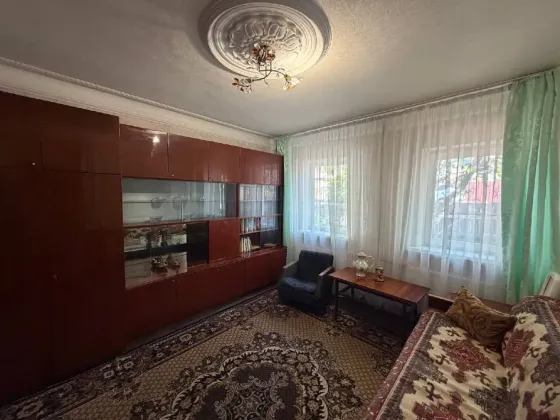 Продажа дома в Горняцком районе Макеевки-Ориентир Больница 7- Остановка Школа! Макеевка