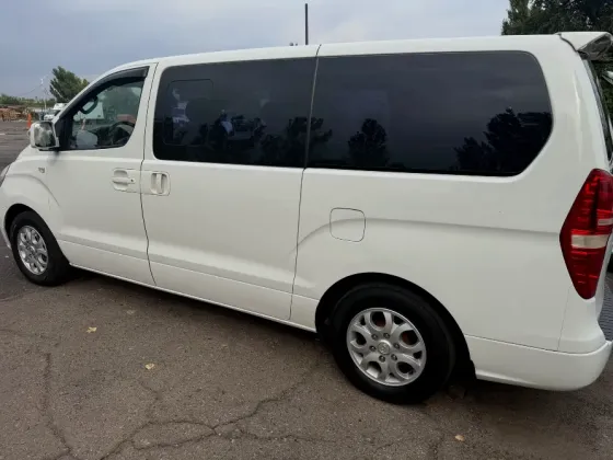 HYUNDAI GRAND STAREX Донецк