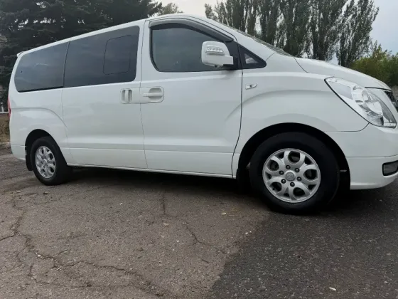 HYUNDAI GRAND STAREX Донецк