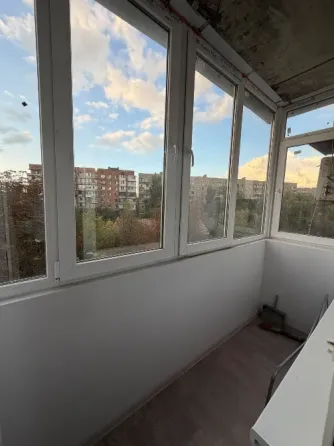 Продам 3-комнатную квартиру от собственика в Пролетарском районе Донецк